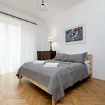 Apartamento Powisle Superior By Bookinghost