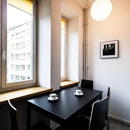 Powisle Superior By Bookinghost 华沙