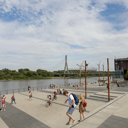 Powisle Superior By Bookinghost *